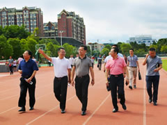 涪城區(qū)鄧輝區(qū)長(zhǎng)一行蒞臨東辰集團(tuán)視察調(diào)研